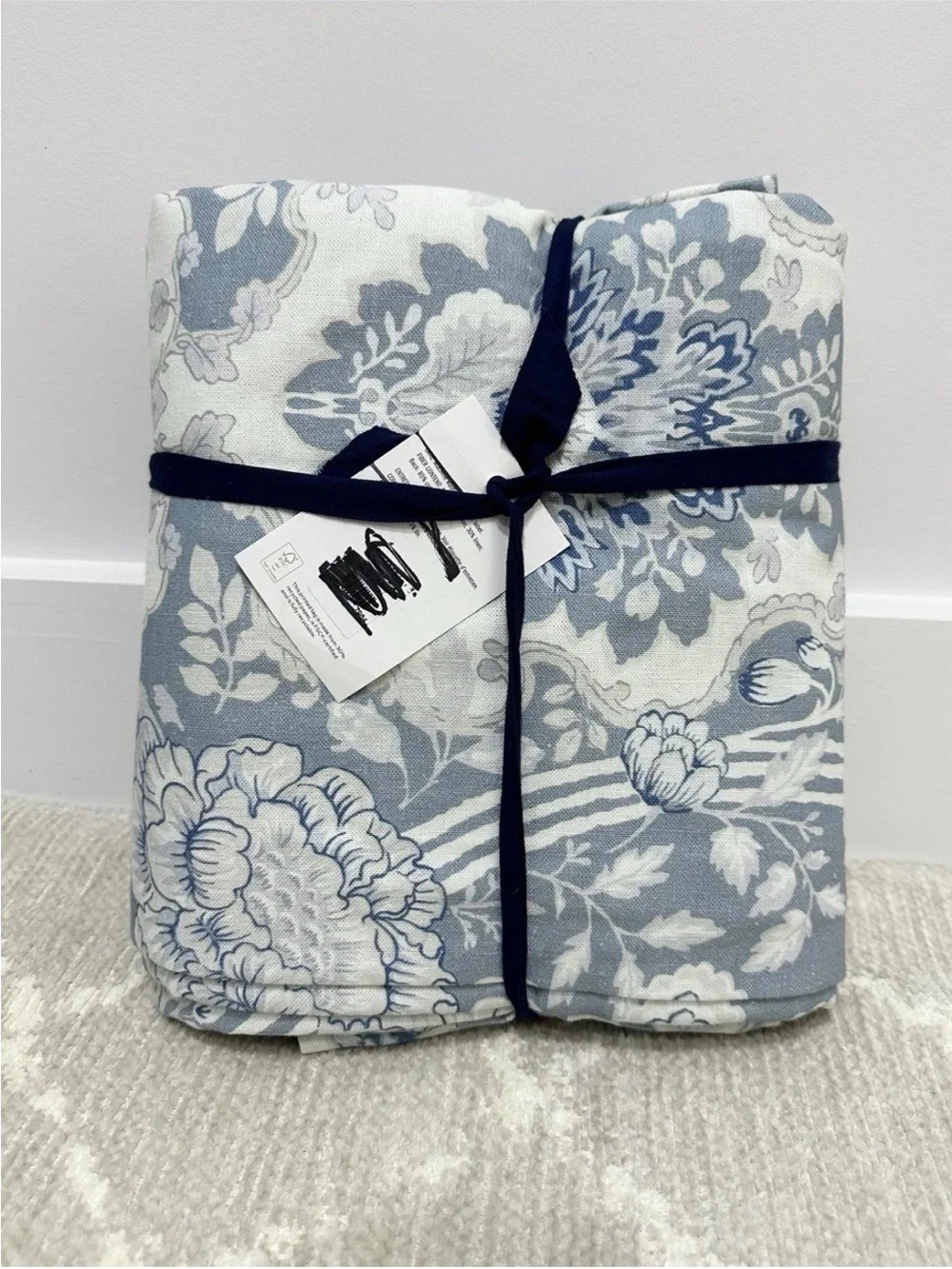 Pottery Barn KRAVET ARBORETUM PETITE FLORAL Reversible Duvet Cover, Full/Queen